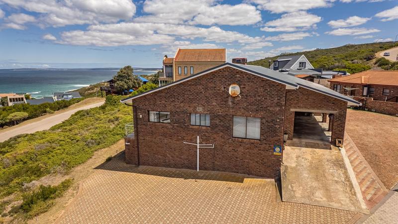 5 Bedroom Property for Sale in Dana Bay Western Cape